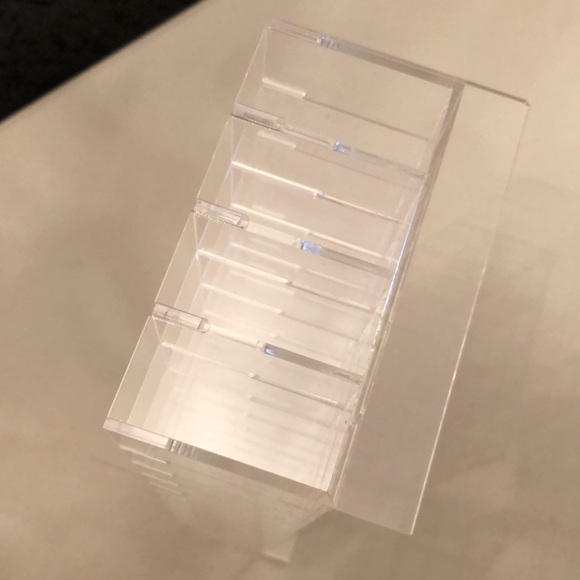 52 unit arcylic organizer - Picture 3 of 7
